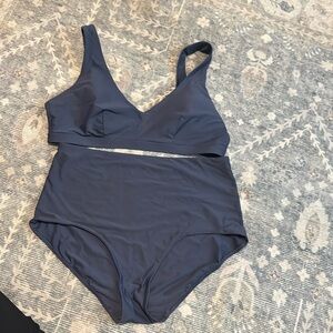 Lululemon XL swim, color blue